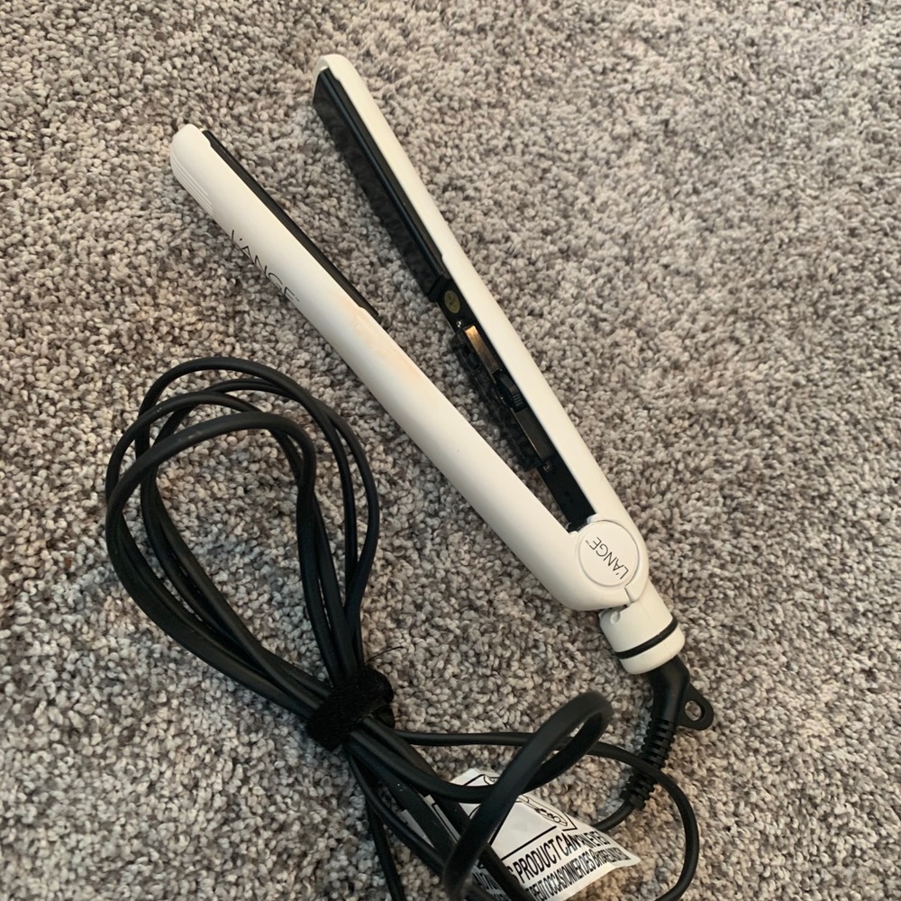 Hair straightener